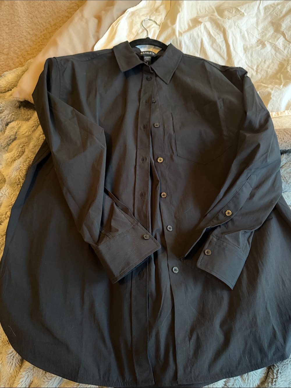 Athletic Works women’s Black Long-Sleeve Button-Up Shirt